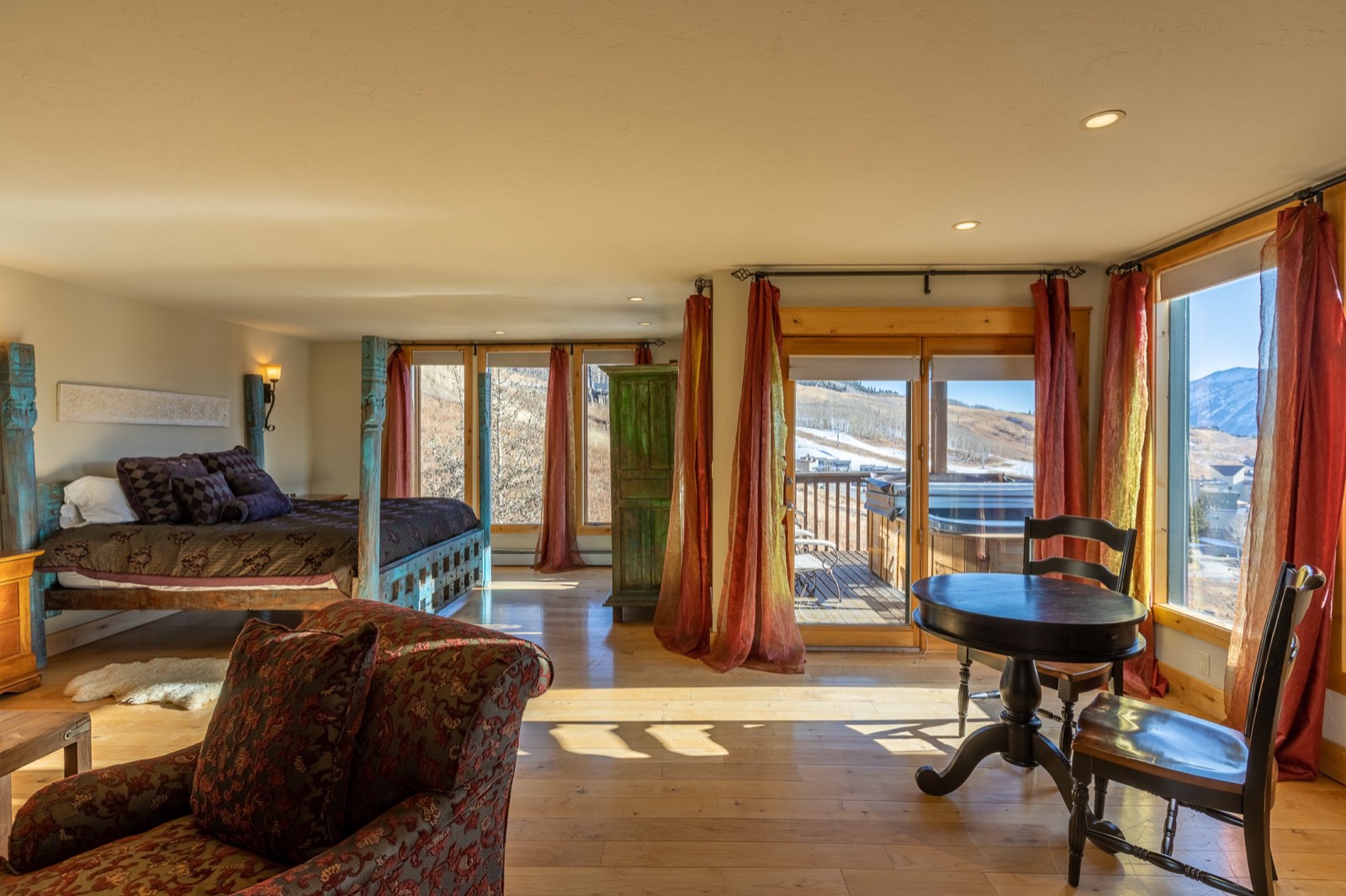 A guest room